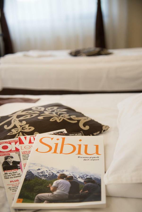 Pensiunea Casa Cu Flori Cisnădioara Extérieur photo