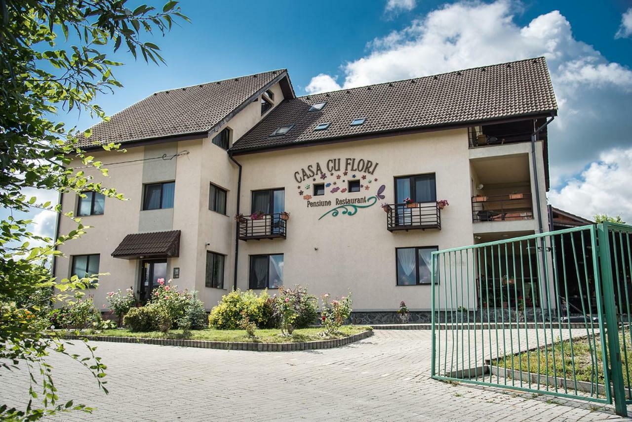 Pensiunea Casa Cu Flori Cisnădioara Extérieur photo