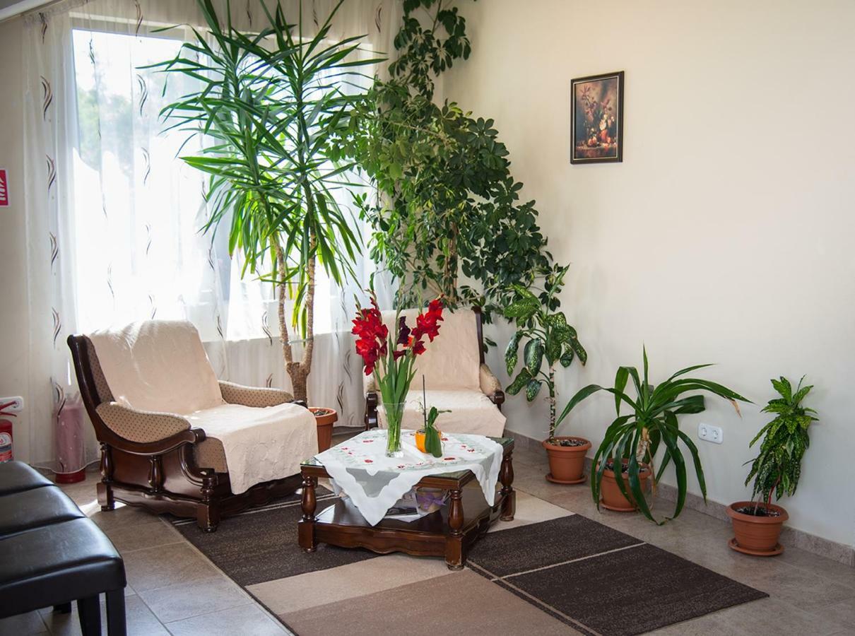 Pensiunea Casa Cu Flori Cisnădioara Extérieur photo